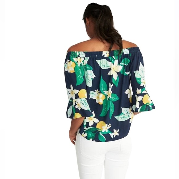 Old Navy Lightweight Off-the-Shoulder Swing Top - Picture 2 of 11